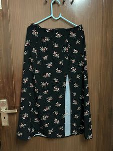 Floral Print Midi Skirt