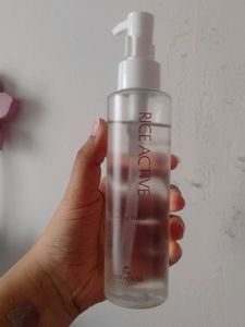 The Skin House Essence Cleaning Water