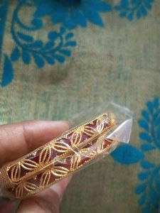 Gold-toned Bangle Set
