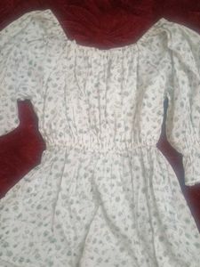 Floral Print Top with Detail