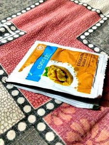Everyuth Walnut Scrub Sachets (x2)