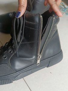 Stylish Black Boots