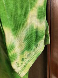 Embroidered Kashmir pheran