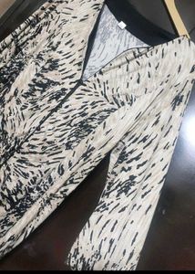 Cream Winter Top Black Print For 40 Bust