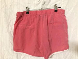 Pink casual shorts