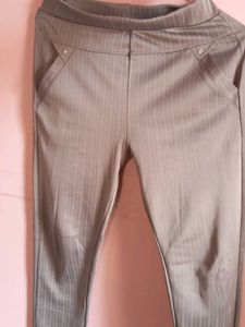 COFFEE BROWN COLOR JEGGING.