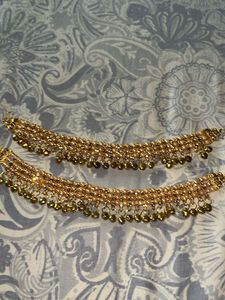 Pearl &amp; Gold Anklets
