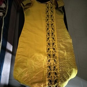 Combo Of 4 Kurtas