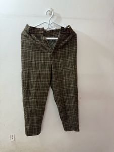 Plaid Cropped Trousers