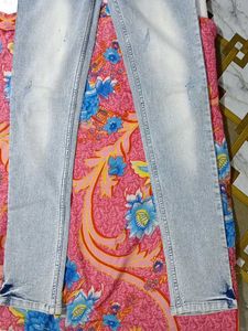 Beautiful New Women Jeans