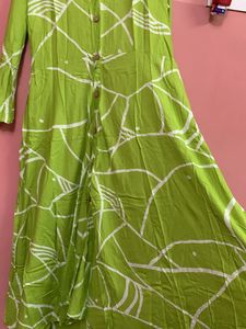 Women printed flared kurta