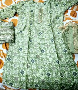 Elegant green printed kurta set
