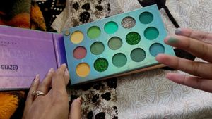 MEET YOUR MATCH - Eyeshadow Tray