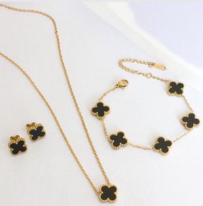 Clover Jewelry Set (Black)🤍🤍