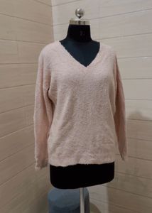 DOROTHY PERRKINS Fluffy V-Neck Sweater