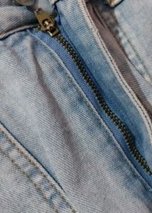 Embroidery Straight Leg Jeans