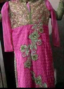 Stylish And Elegant Pink Kurti