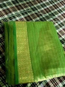 Bnarshi Saari