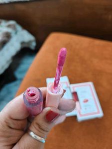 Glamour Gloss Matte Lipcream - Red Edition