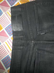 Black Jeans