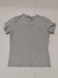 Gray H&M T-shirt