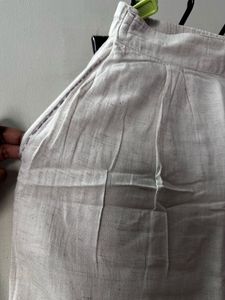 Elegant Grey Capri Pants