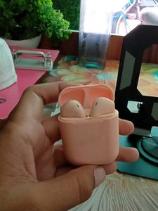 Peach Wireless Earbuds