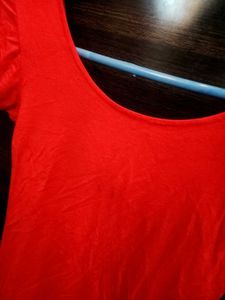 Comfortable Red Round Neck T-Shirt