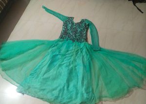 Barbie Gown 💥💥