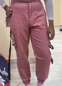 Pink Cargo Pants🎀🎀