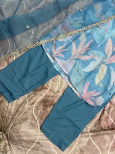 Flawless Kurti Dupatta Set