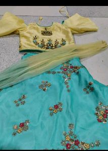 Girls Lengha Choli With Dupatta