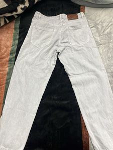 Baggy Light Grey Jeans