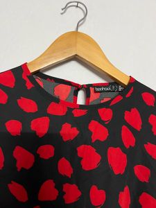 Red &amp; Black Print Ruffle Dress