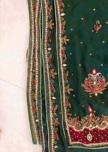 Bridal Zari Work Stone Embroidery Green &amp; Red Sare
