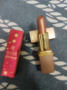 Tips And Toes Lipstick