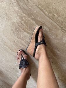 Rosso Brunello Black Wedges