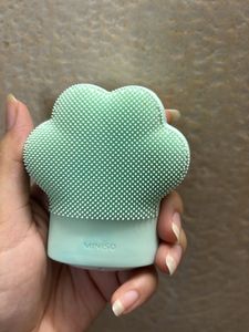 MINISO Facial Cleansing Brush Silicone