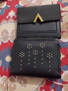 Stylish Black Wallets