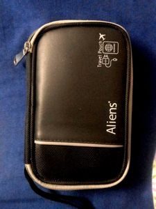 Aliens Travel Pouch