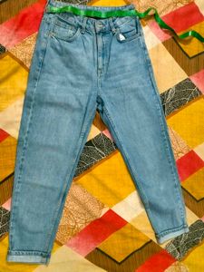 Imported Mom Jeans