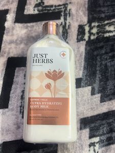 Safron + Milai Body Wash