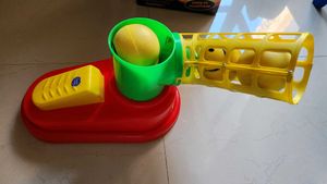 selling bundle of 2 toys