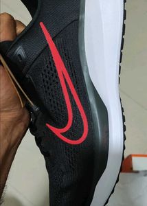 Original Nike Quest 6 Sports Shoes - Black &amp; Red