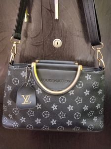 Copied LV brand Sling Bag In A Good Condition