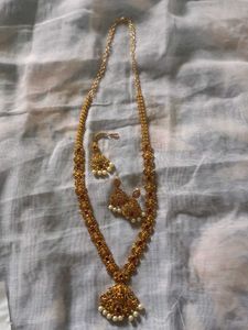 Vintage Gold-Tone Necklace, Earrings &amp; Tikka Set