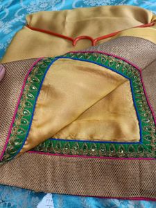 Women&#39;s Designer Wear Saree With Embroidery