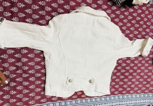 Crop Jacket.. 3-4 Times Worn… Looks Very Elegant