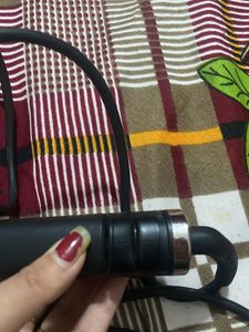 New Hardly Used Hair Straightner