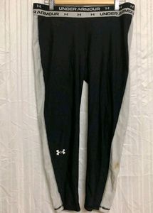 Patterned Cropped Leggings